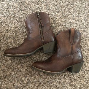 Ariat Brown boots